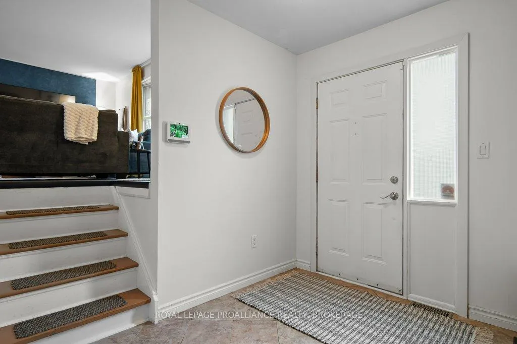 Photo 5 of 146 Wilson Street, Kingston, Rideau — HOMEH