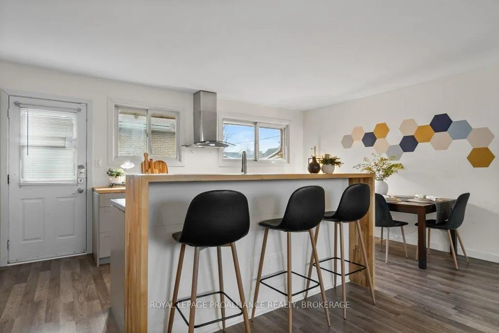 Photo 16 of 146 Wilson Street, Kingston, Rideau — HOMEH