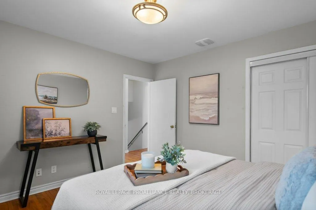 Photo 26 of 146 Wilson Street, Kingston, Rideau — HOMEH