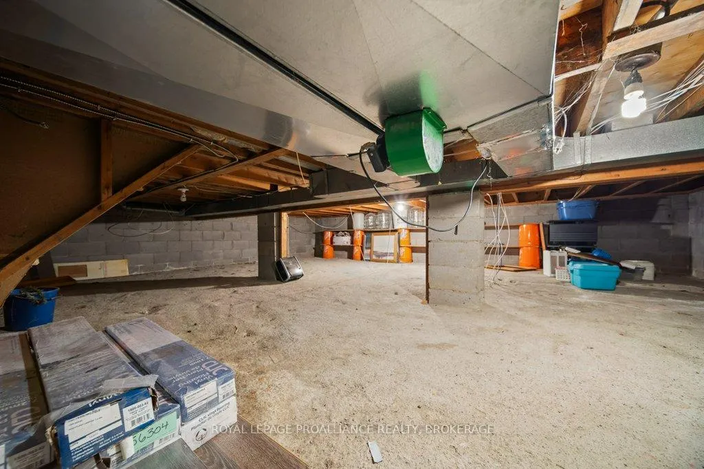 Photo 33 of 146 Wilson Street, Kingston, Rideau — HOMEH