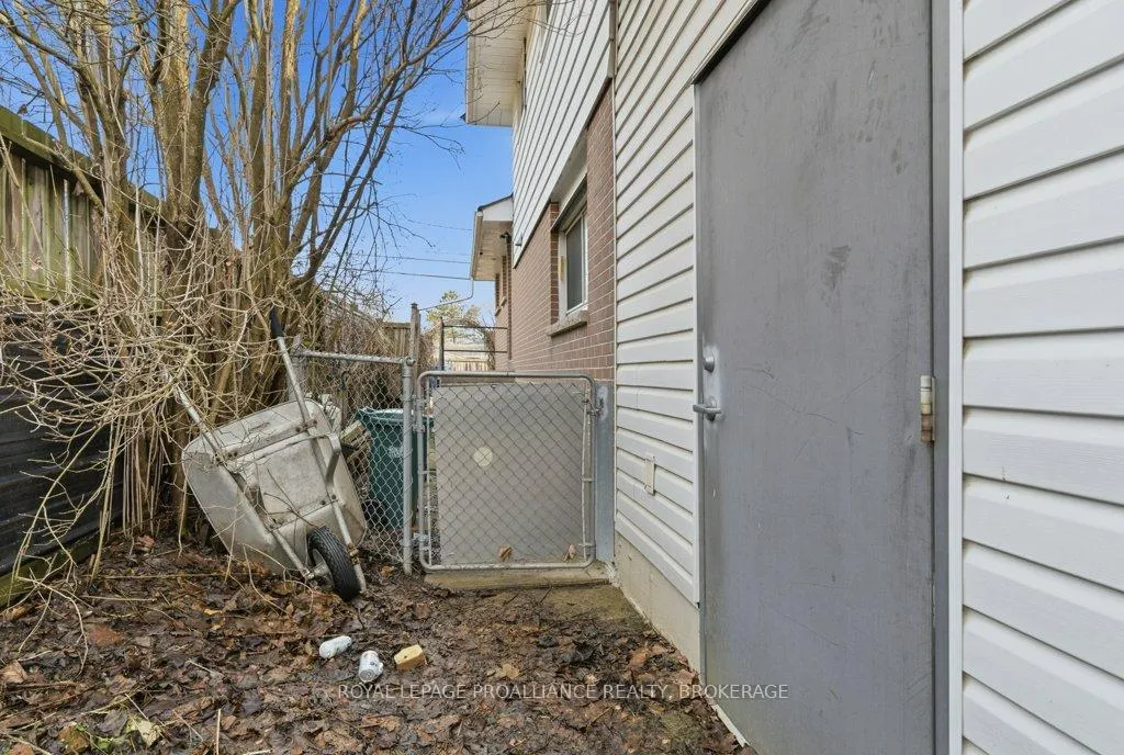 Photo 42 of 146 Wilson Street, Kingston, Rideau — HOMEH