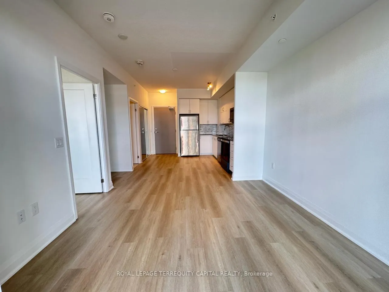 Photo 5 of Unit 705, 3220 Sheppard Avenue E, Scarborough, Tam O'Shanter-Sullivan — HOMEH