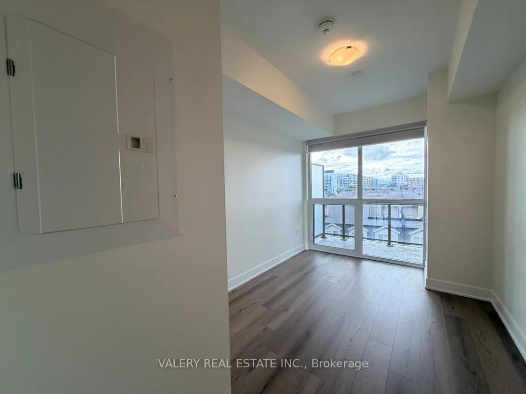 Photo 12 of Unit 613, 2343 Khalsa Gate, Oakville, Westmount — HOMEH