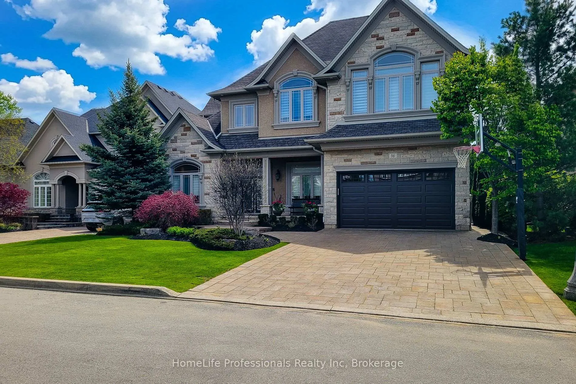 Photo 4 of 16 Berkshire Place, Hamilton, Meadowlands — HOMEH