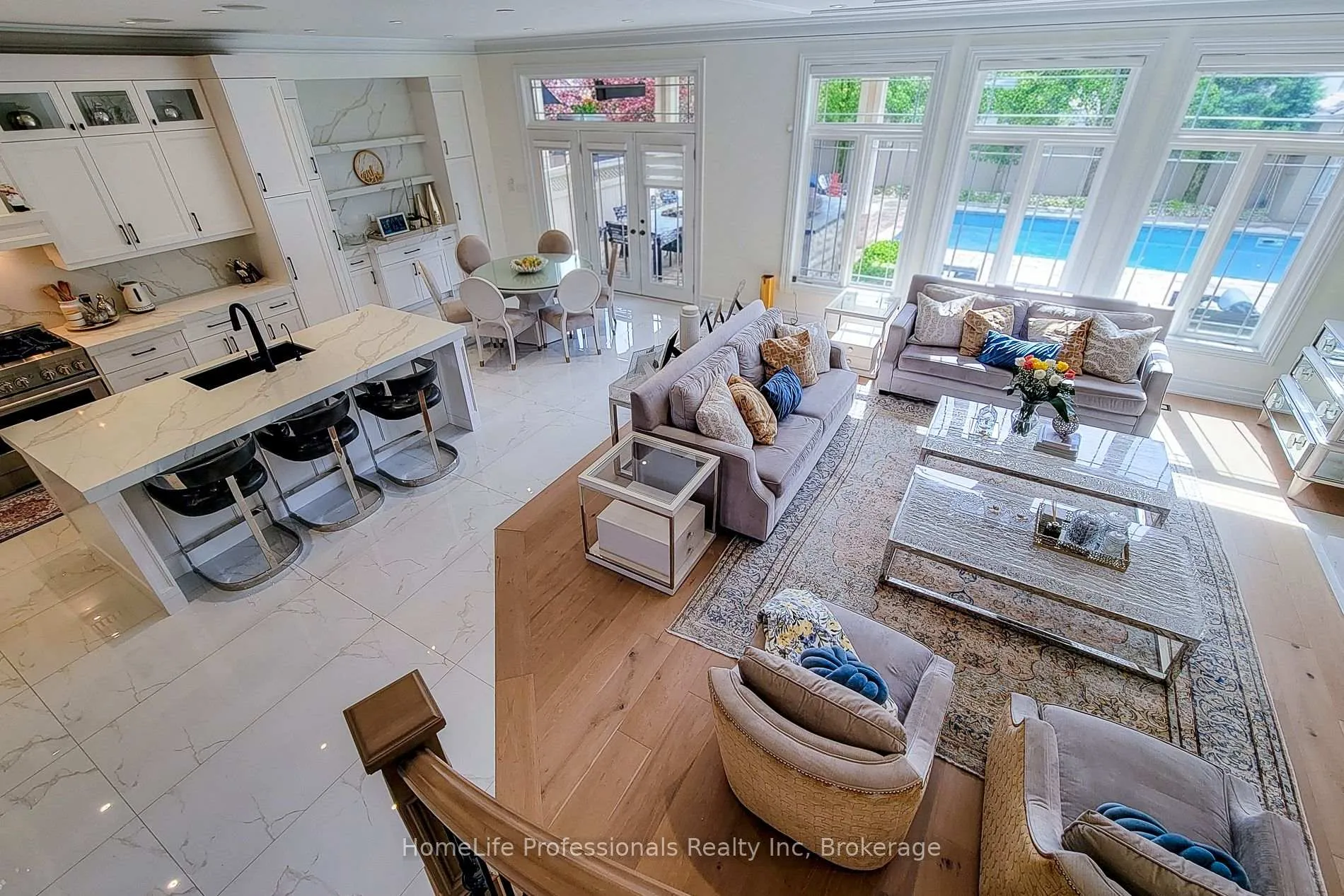 Photo 12 of 16 Berkshire Place, Hamilton, Meadowlands — HOMEH