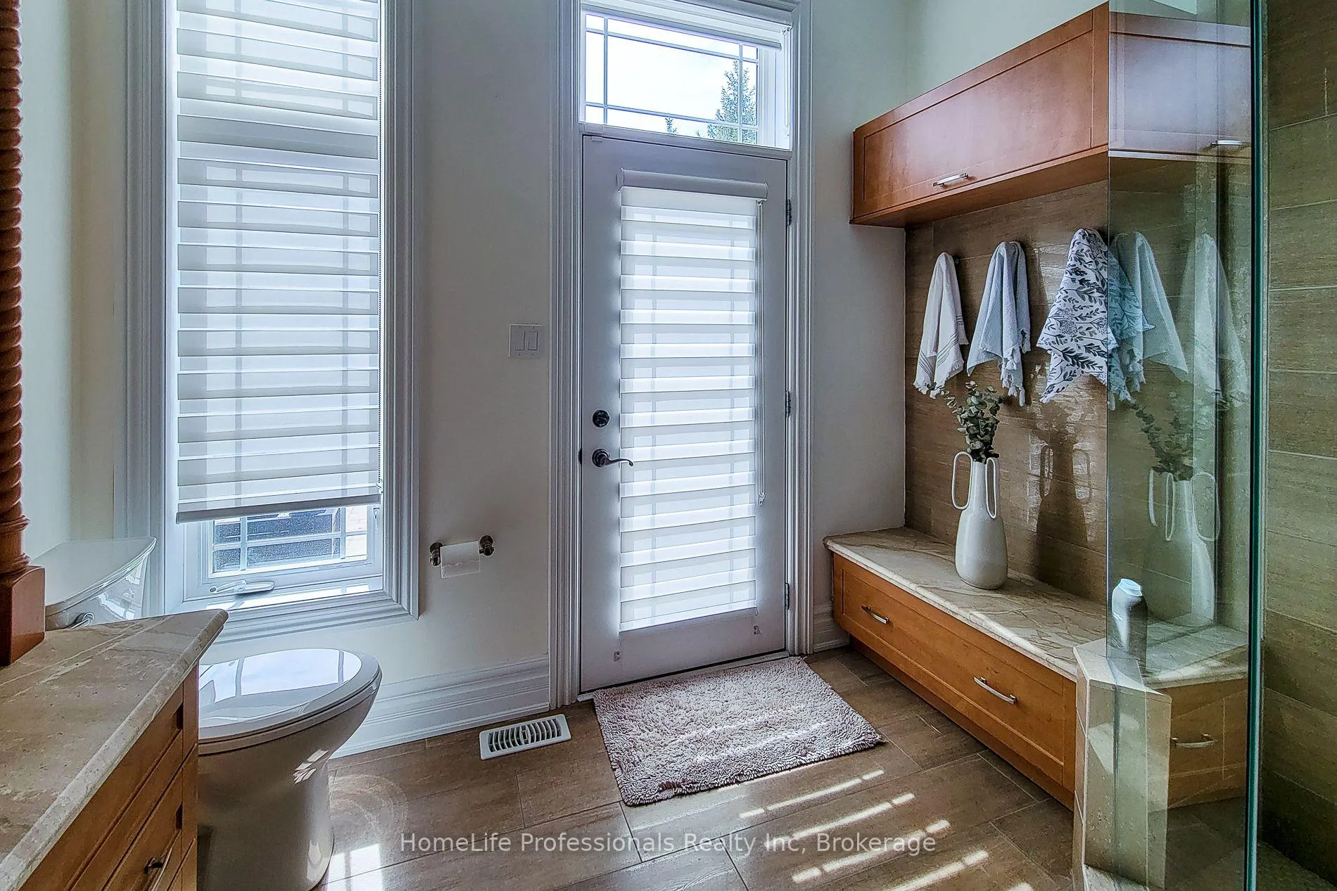 Photo 24 of 16 Berkshire Place, Hamilton, Meadowlands — HOMEH