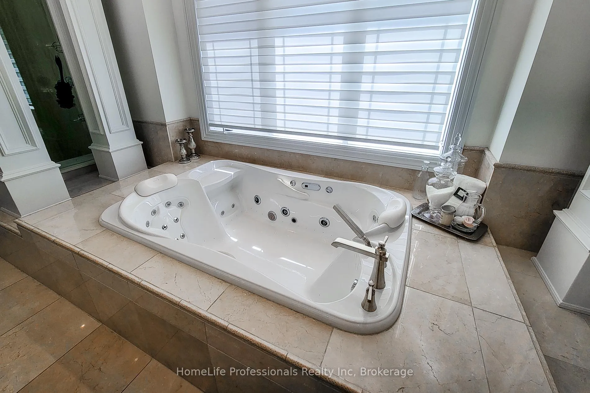 Photo 29 of 16 Berkshire Place, Hamilton, Meadowlands — HOMEH