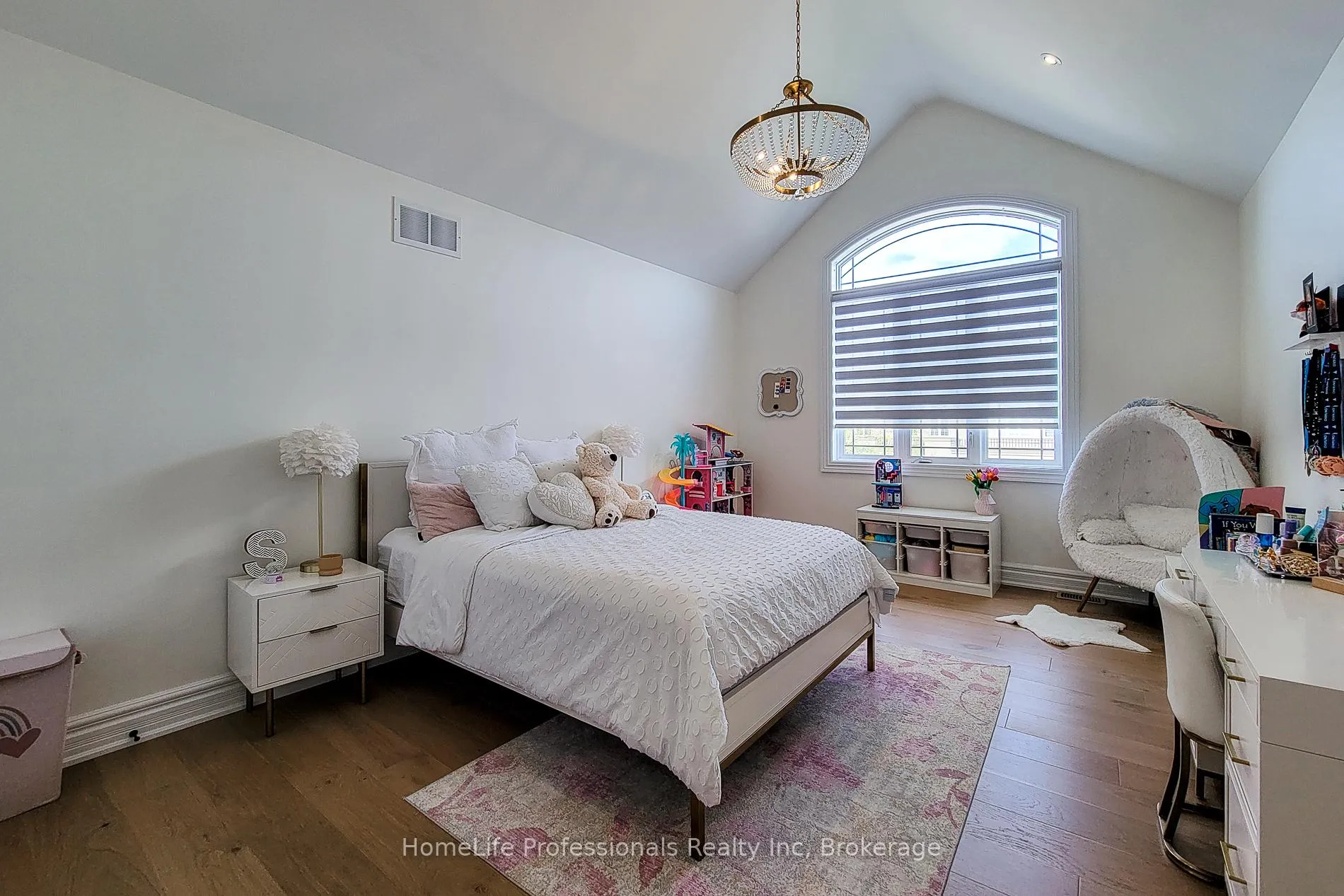 Photo 32 of 16 Berkshire Place, Hamilton, Meadowlands — HOMEH