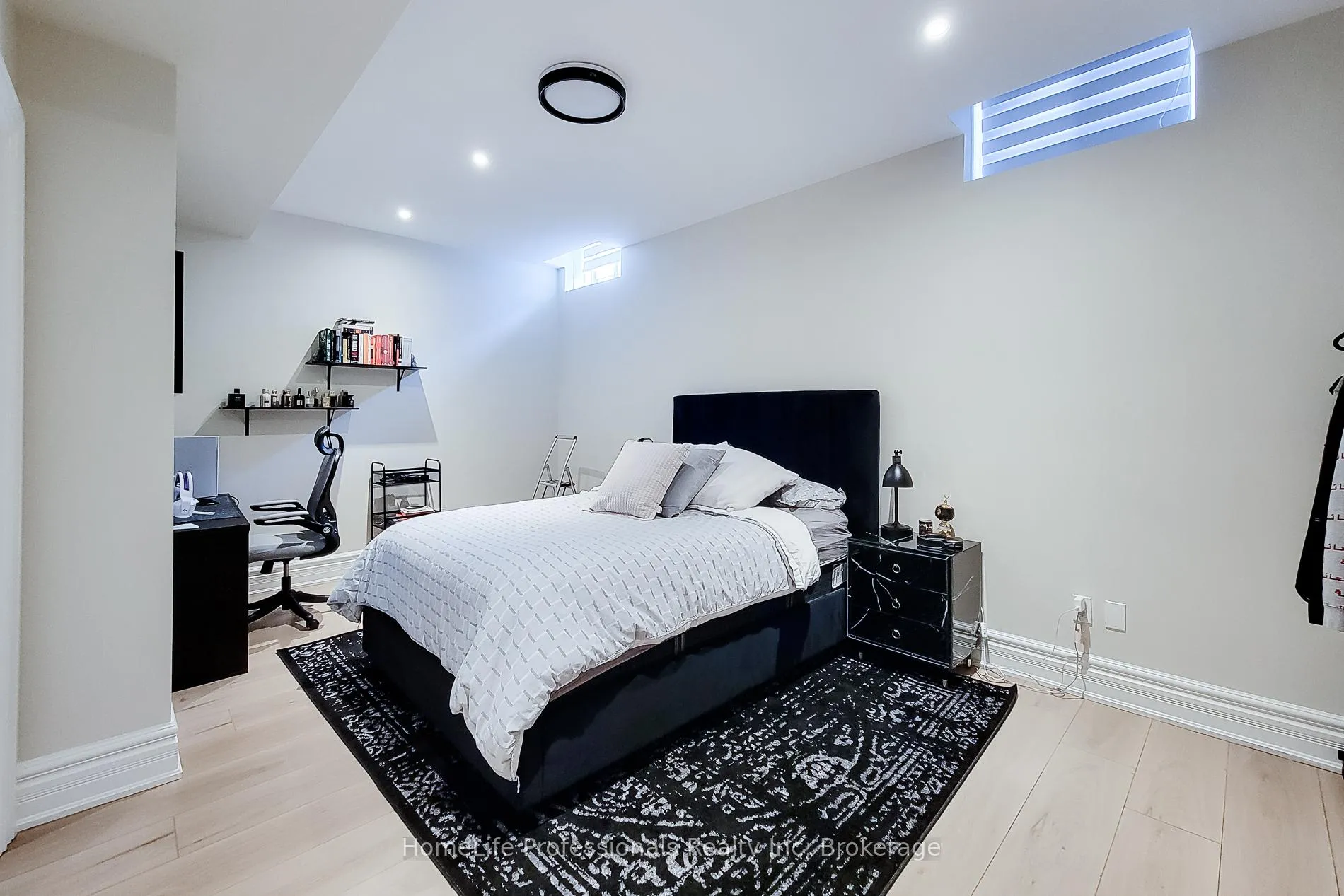 Photo 39 of 16 Berkshire Place, Hamilton, Meadowlands — HOMEH