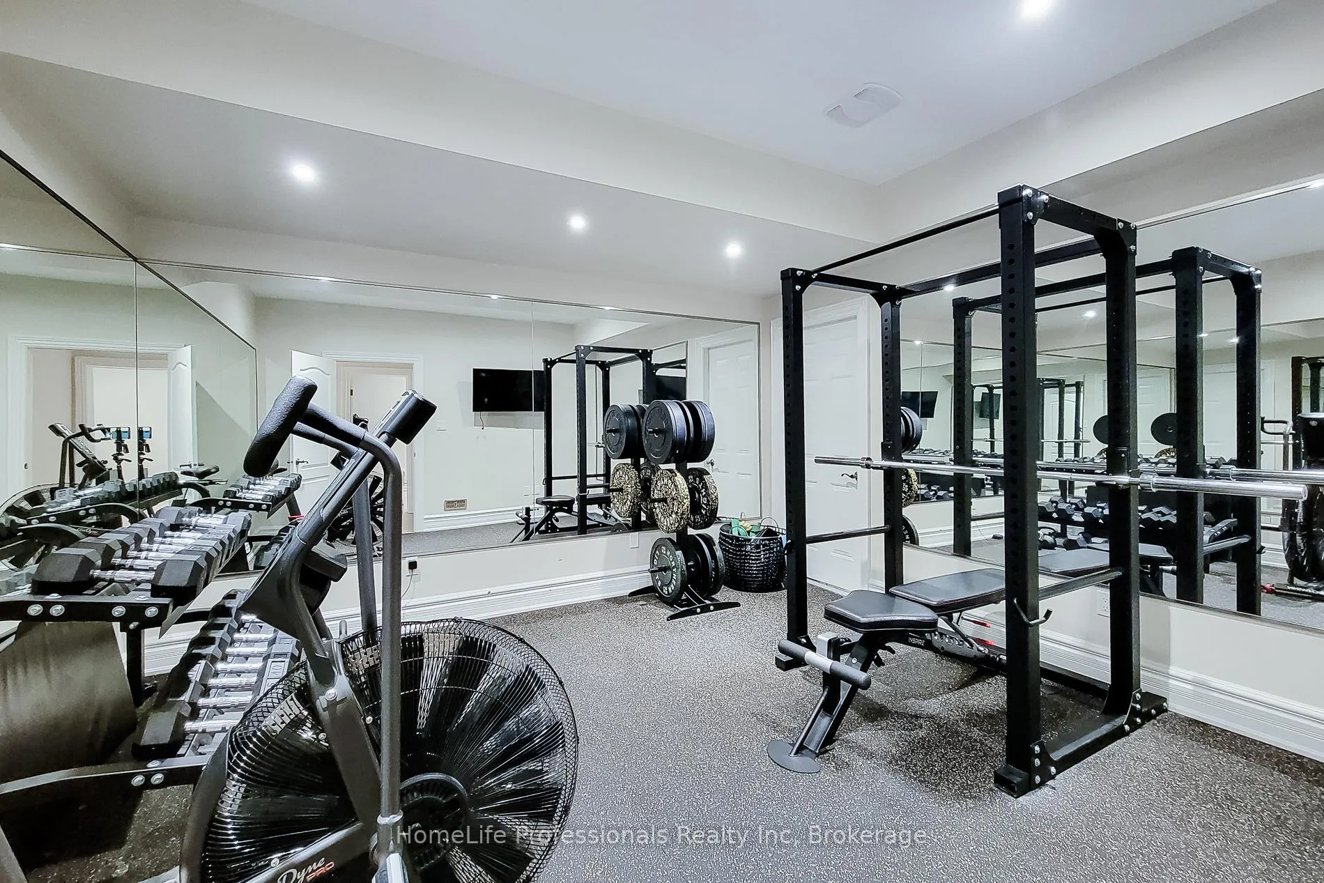 Photo 40 of 16 Berkshire Place, Hamilton, Meadowlands — HOMEH