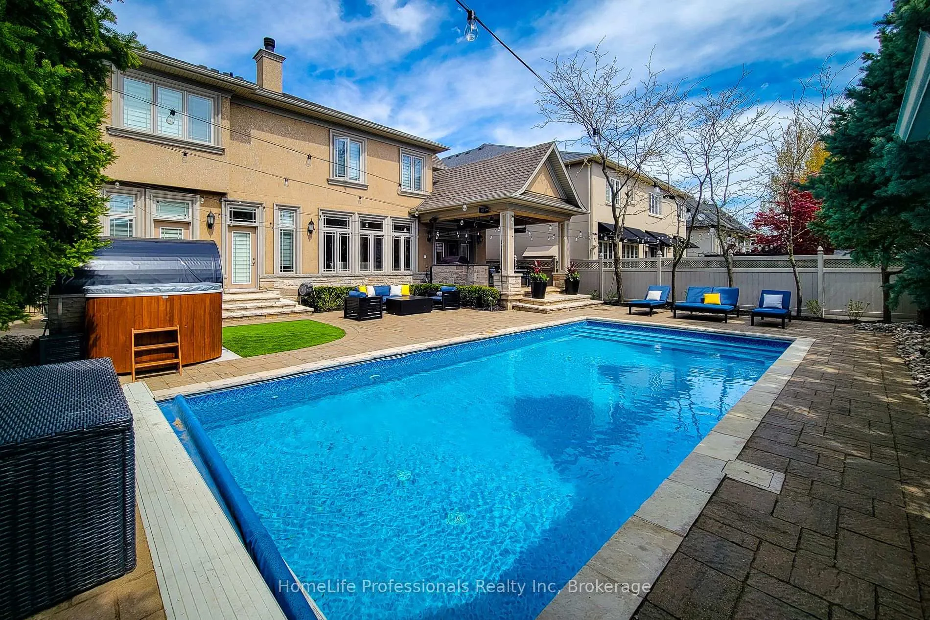 Photo 42 of 16 Berkshire Place, Hamilton, Meadowlands — HOMEH