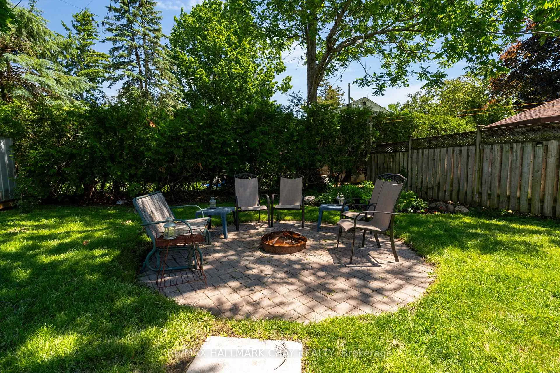 Photo 33 of 414 Forest Avenue, Orillia — HOMEH