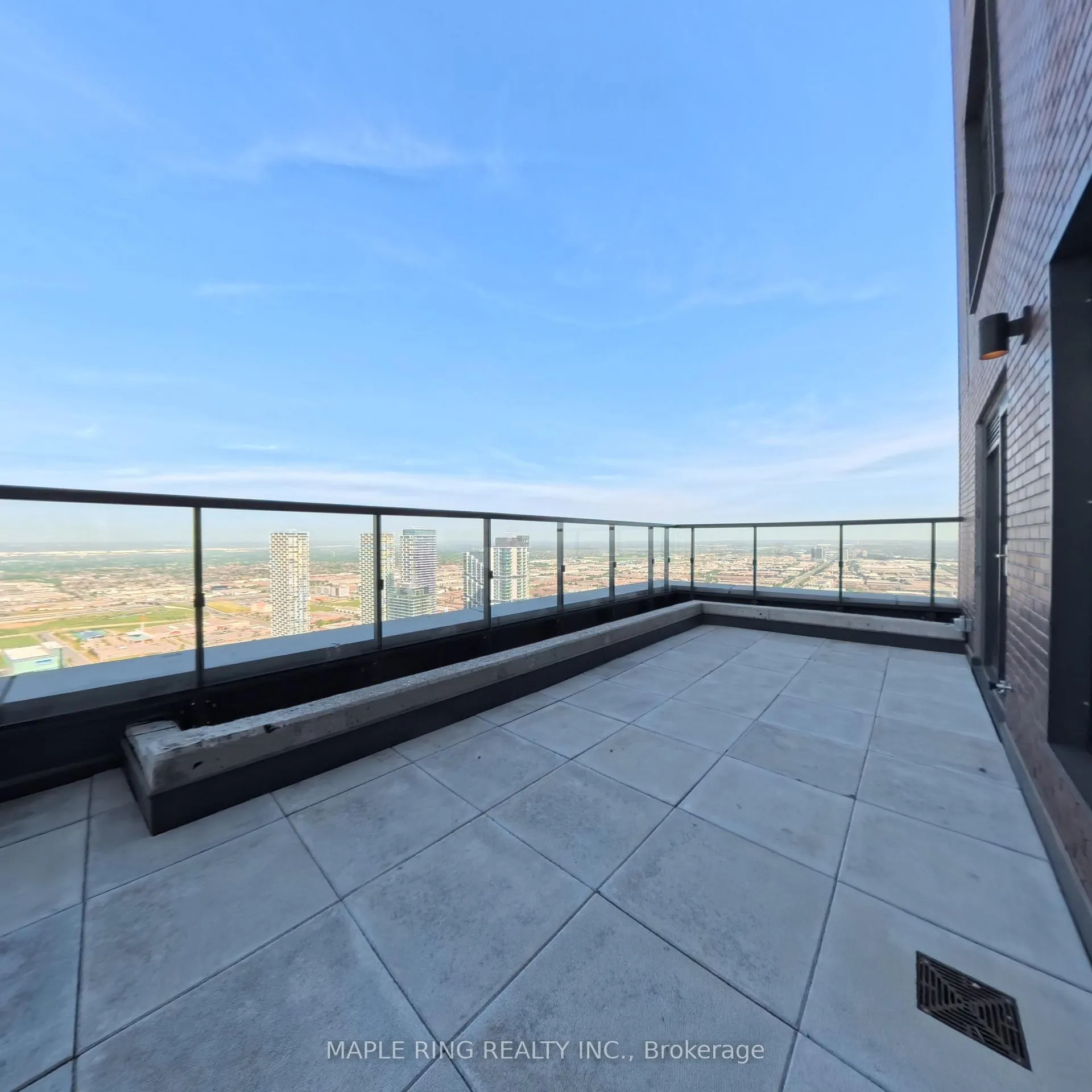 Photo 10 of Unit 5402, 2920 Highway 7 Road, Vaughan, Concord — HOMEH