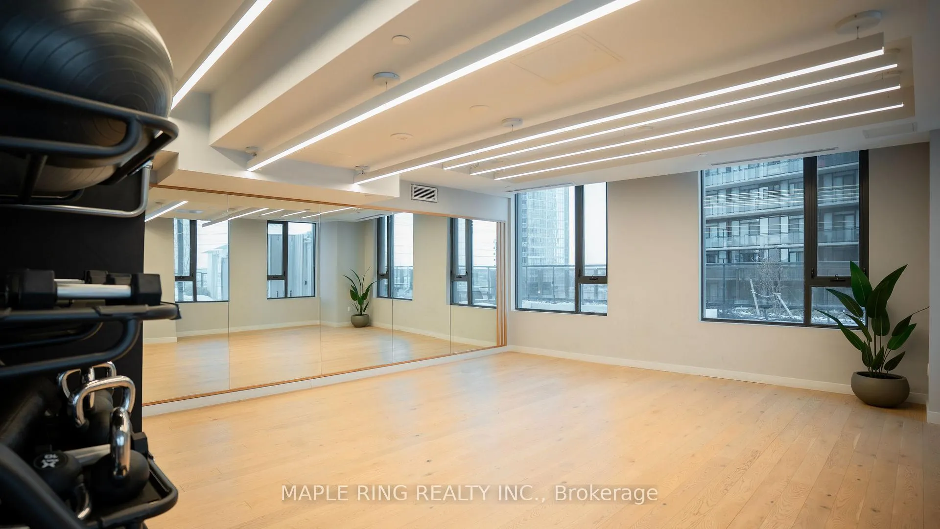 Photo 14 of Unit 5402, 2920 Highway 7 Road, Vaughan, Concord — HOMEH
