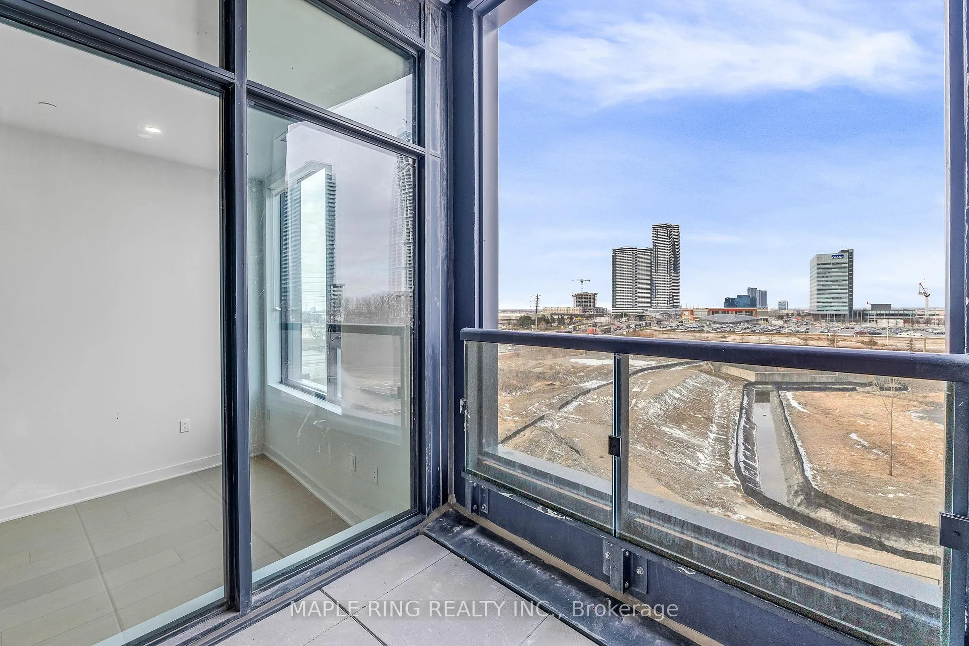 Photo 21 of Unit 402, 2920 Highway 7 Road, Vaughan, Concord — HOMEH