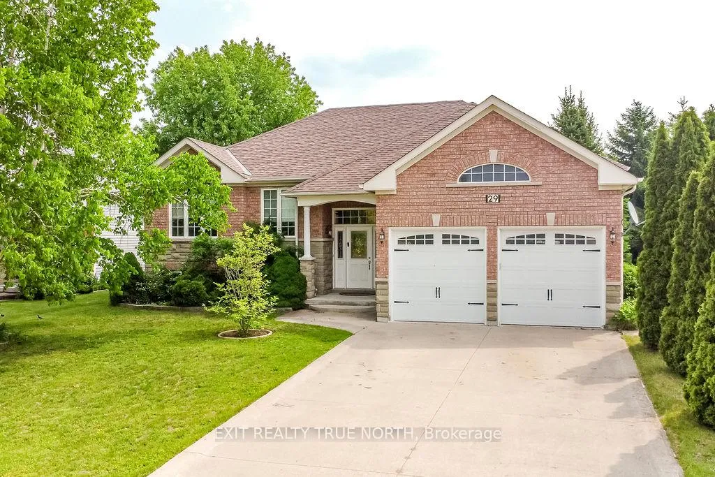 Photo 1 of 29 Old Hickory Lane, Wasaga Beach — HOMEH
