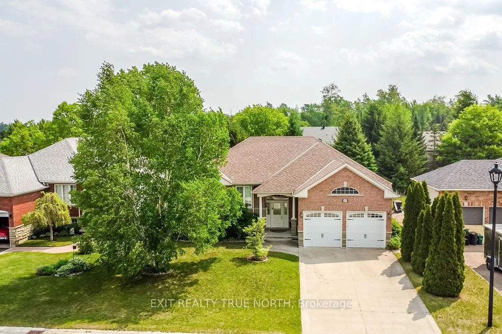 Photo 2 of 29 Old Hickory Lane, Wasaga Beach — HOMEH