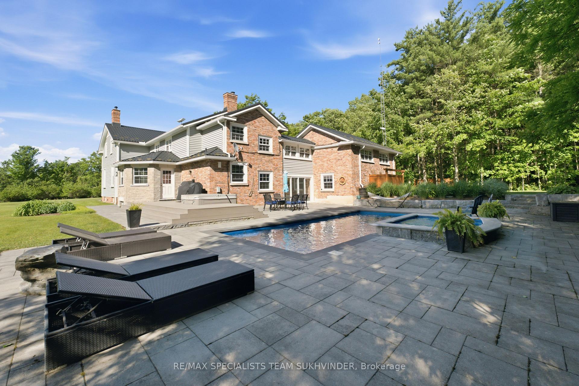 Photo 5 of 13232 Fifth Line, Halton Hills, Rural Halton Hills — HOMEH