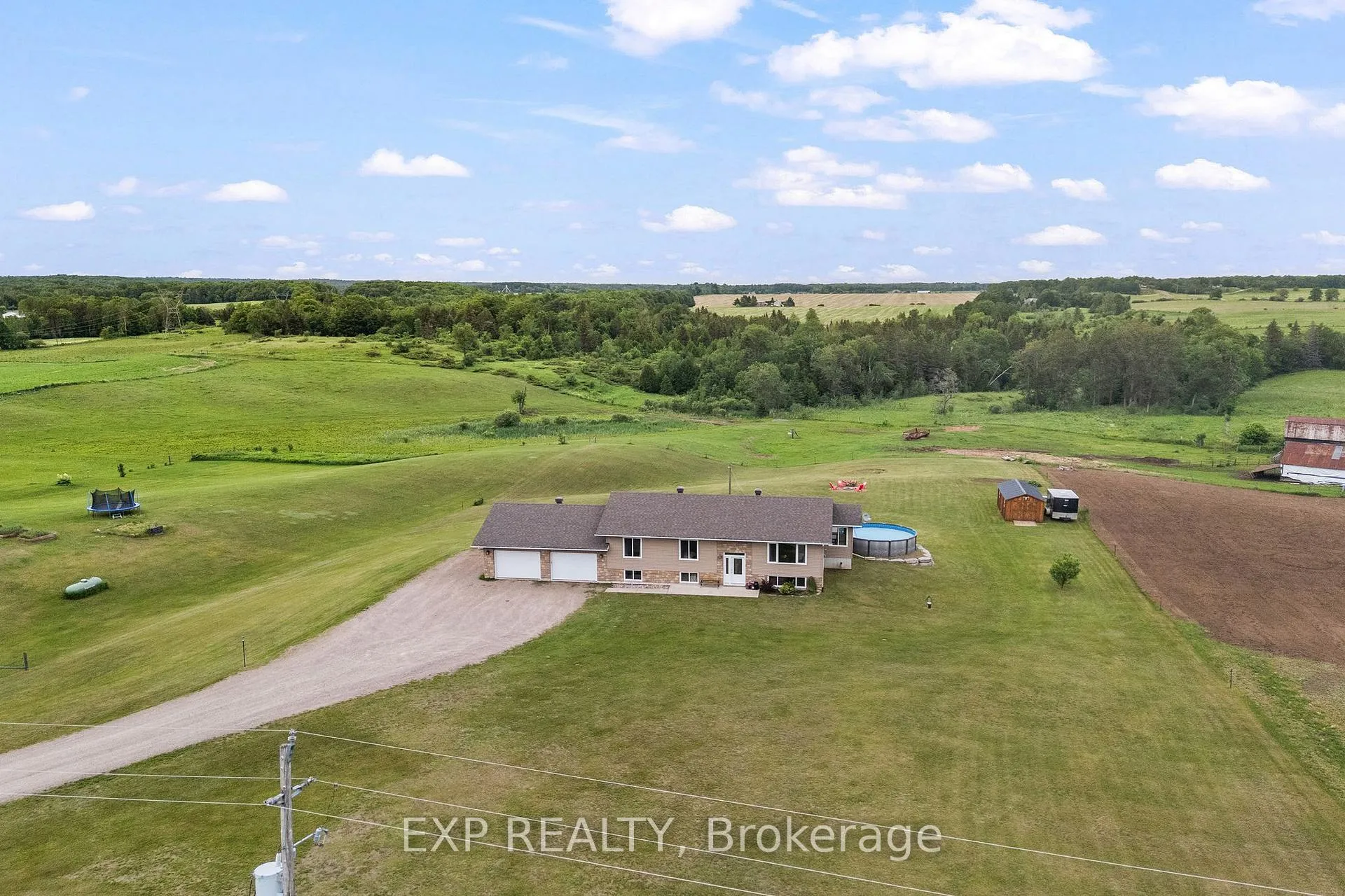 Photo 4 of 566A Pinnacle Road, Horton, Horton Twp — HOMEH
