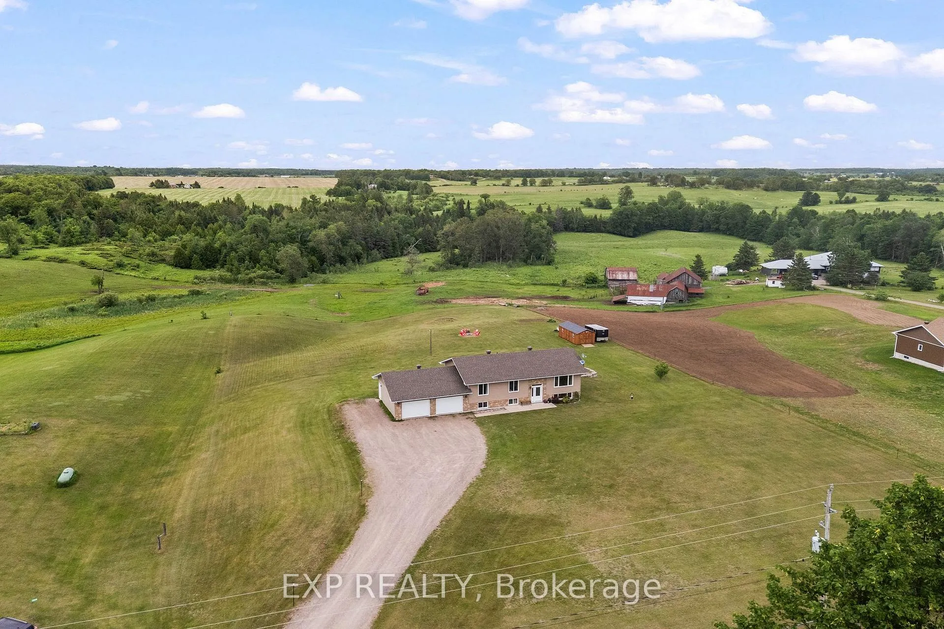 Photo 5 of 566A Pinnacle Road, Horton, Horton Twp — HOMEH