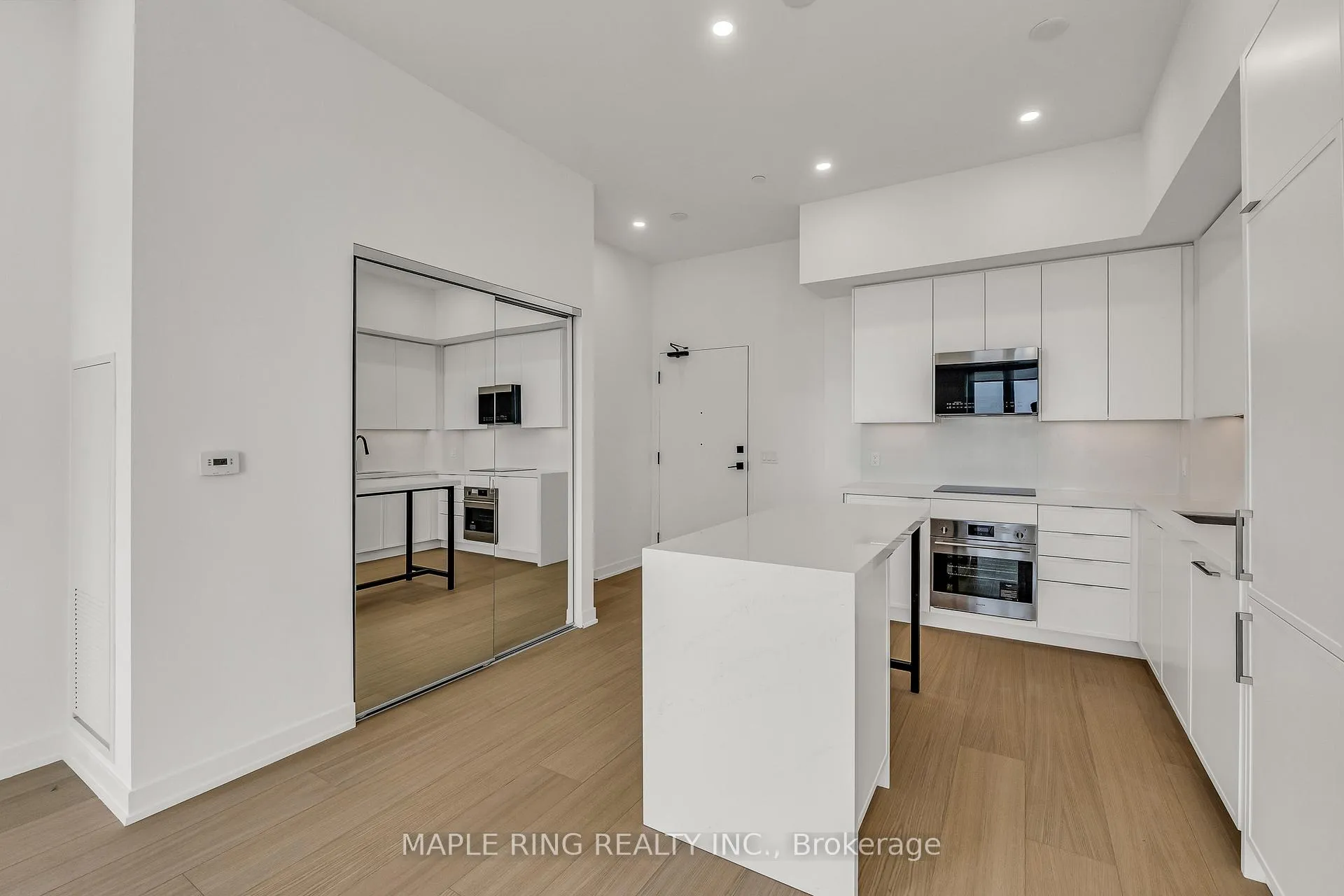 Photo 6 of Unit 3006, 498 Caldari Road, Vaughan, Concord — HOMEH