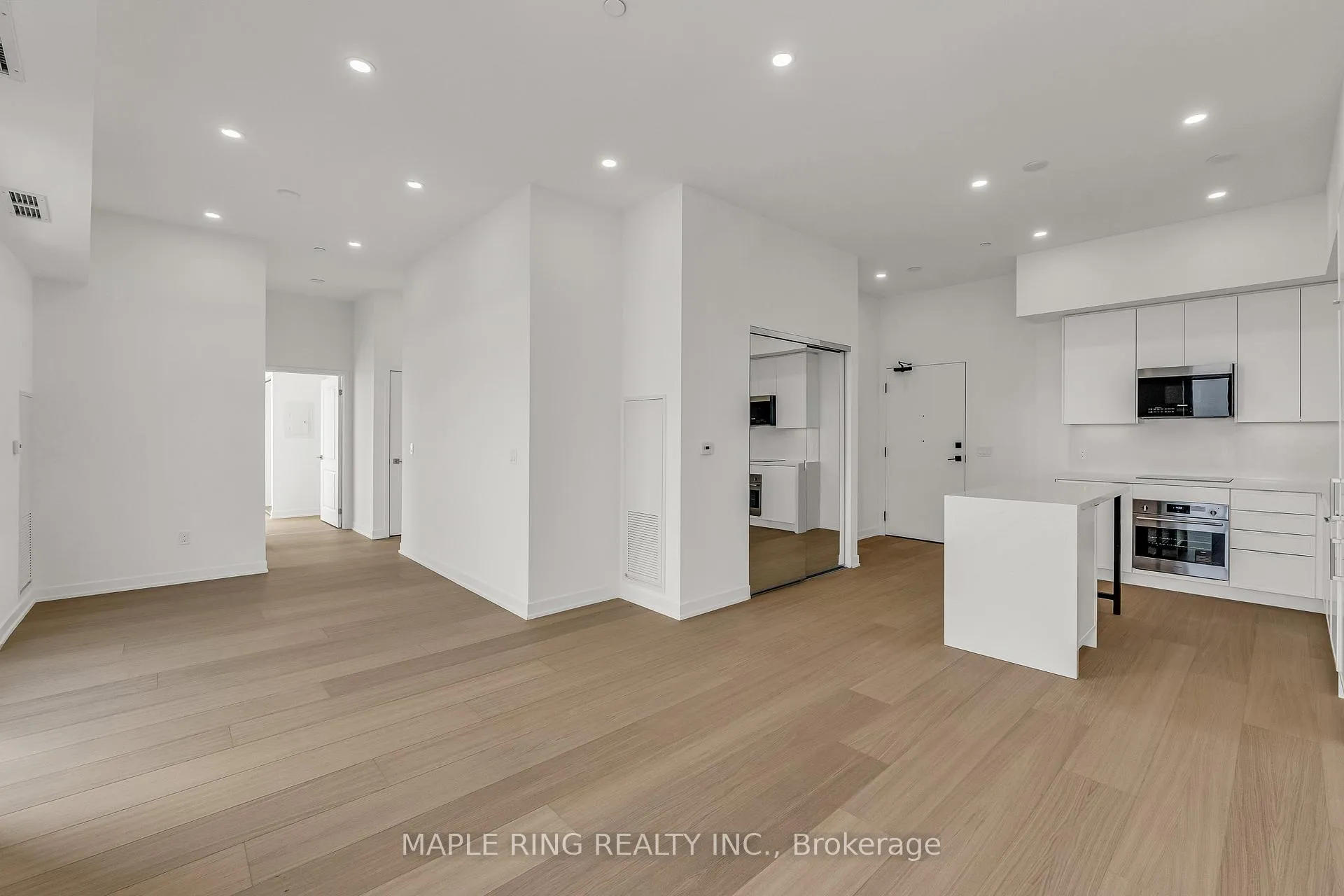 Photo 7 of Unit 3006, 498 Caldari Road, Vaughan, Concord — HOMEH