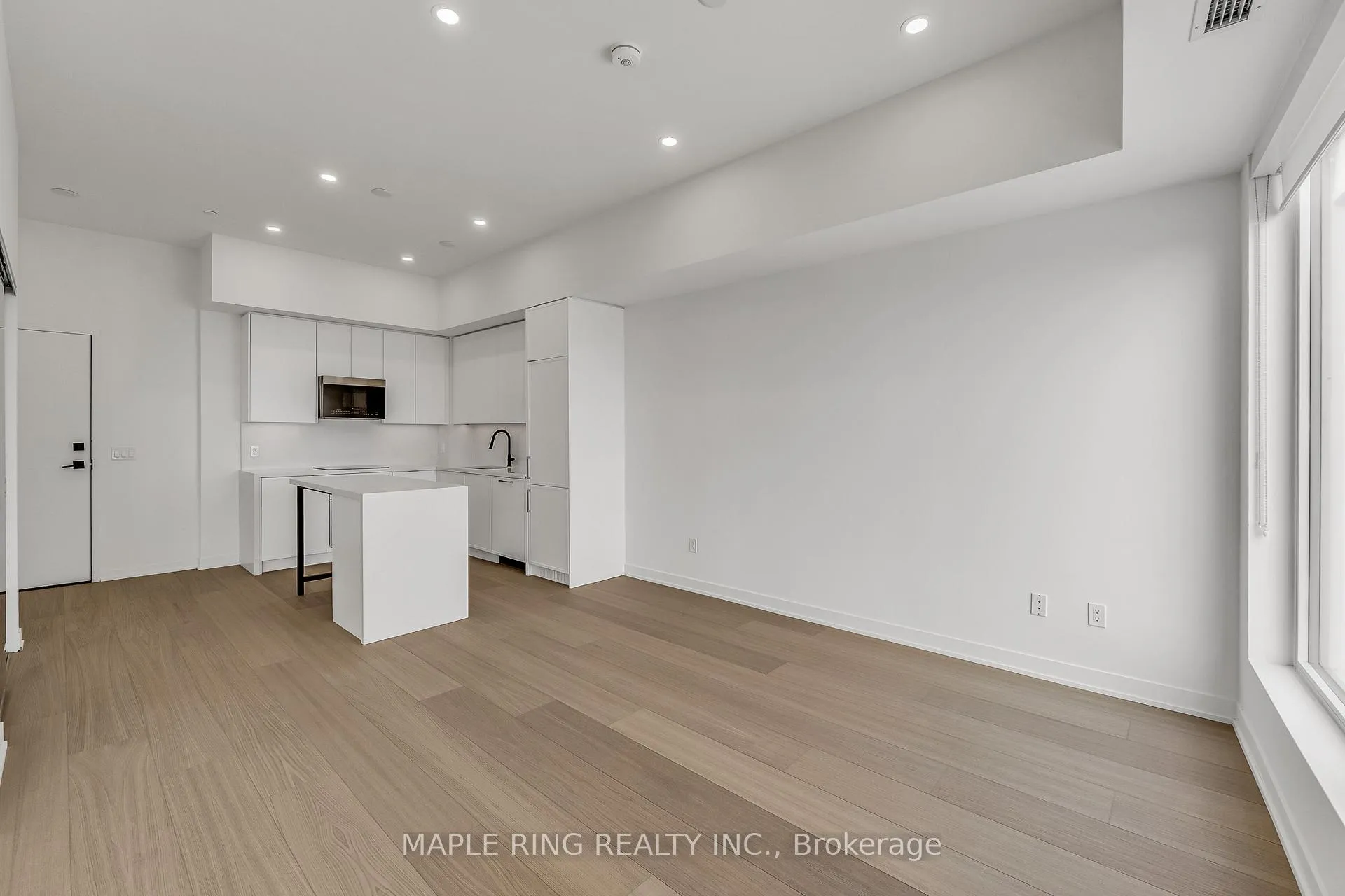 Photo 10 of Unit 3006, 498 Caldari Road, Vaughan, Concord — HOMEH