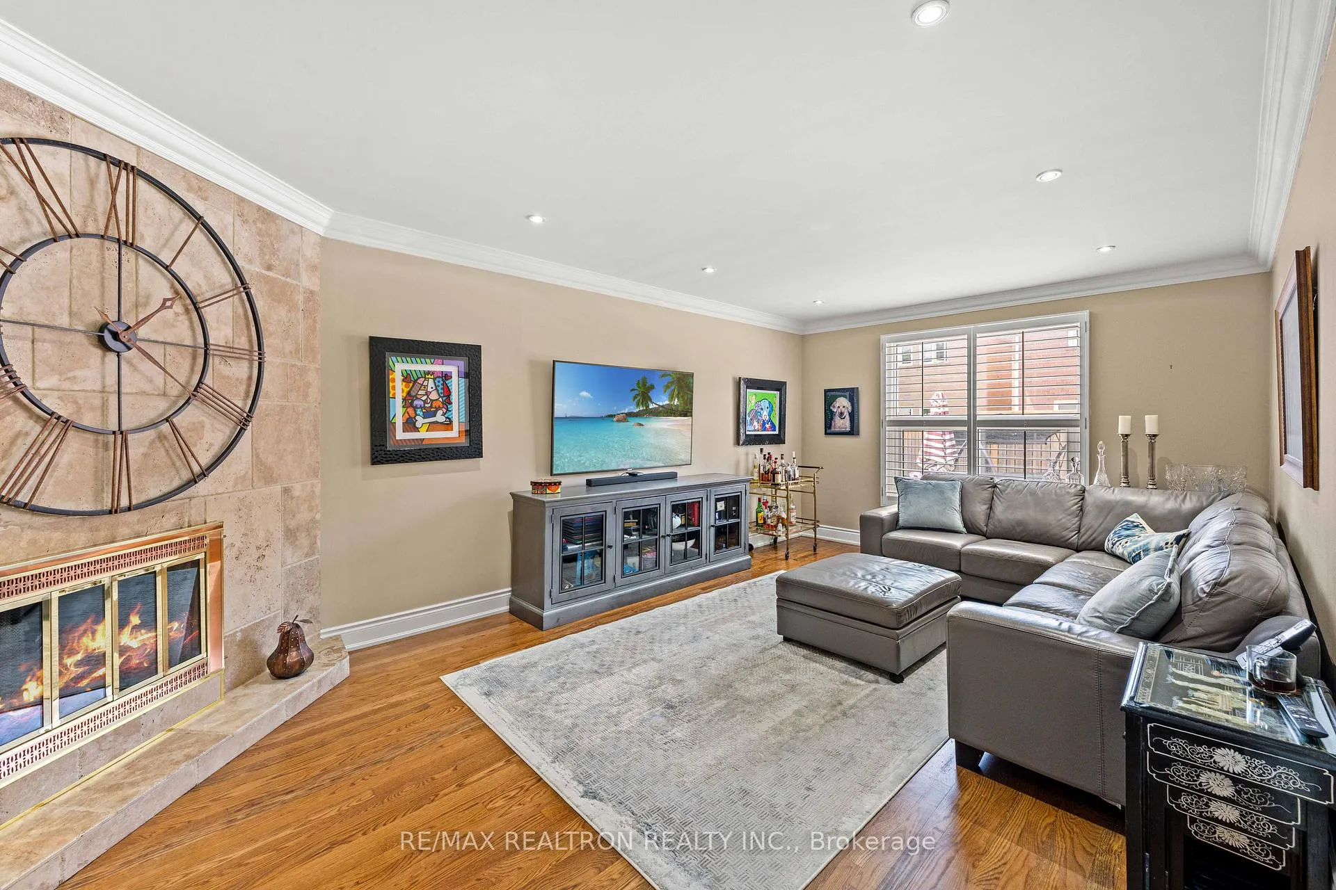Photo 19 of 10 Millcreek Crescent, Vaughan, Brownridge — HOMEH