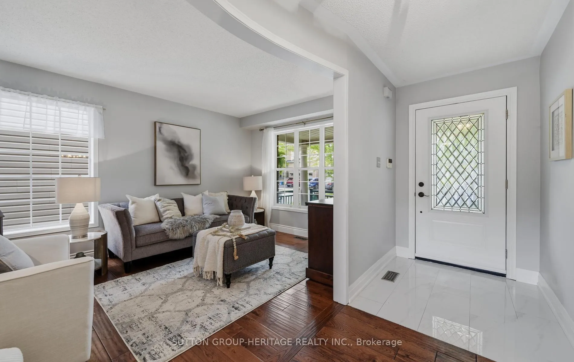 Photo 3 of 44 Sabbe Crescent, Ajax, Northwest Ajax — HOMEH