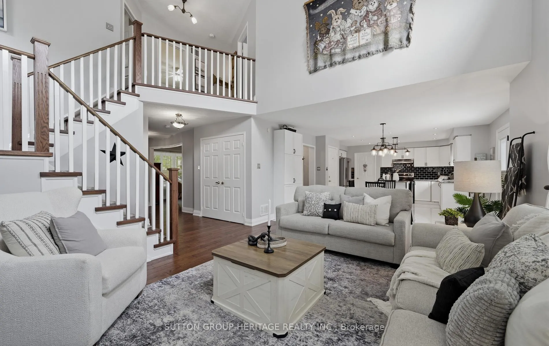 Photo 11 of 44 Sabbe Crescent, Ajax, Northwest Ajax — HOMEH