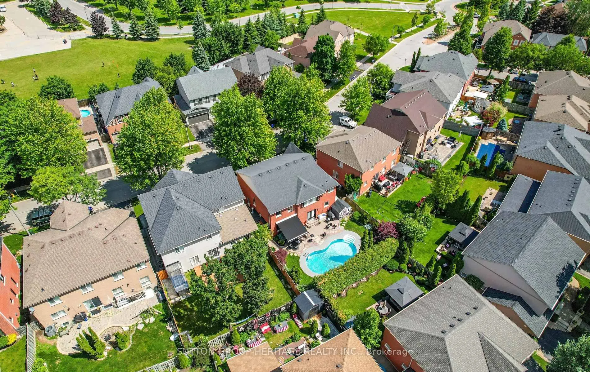 Photo 39 of 44 Sabbe Crescent, Ajax, Northwest Ajax — HOMEH