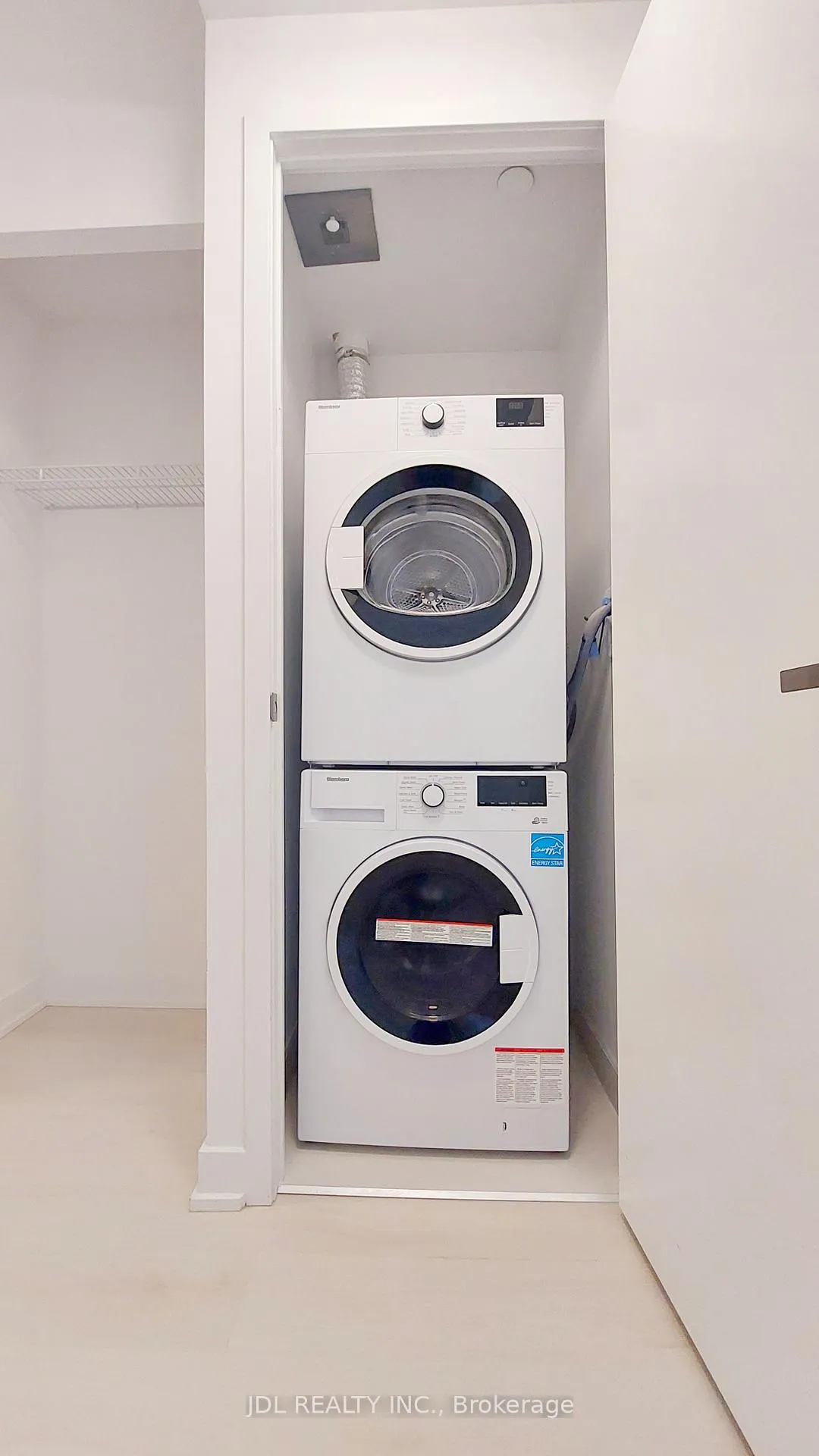Photo 6 of Unit 3808, 3900 Confederation Parkway, Mississauga, City Centre — HOMEH