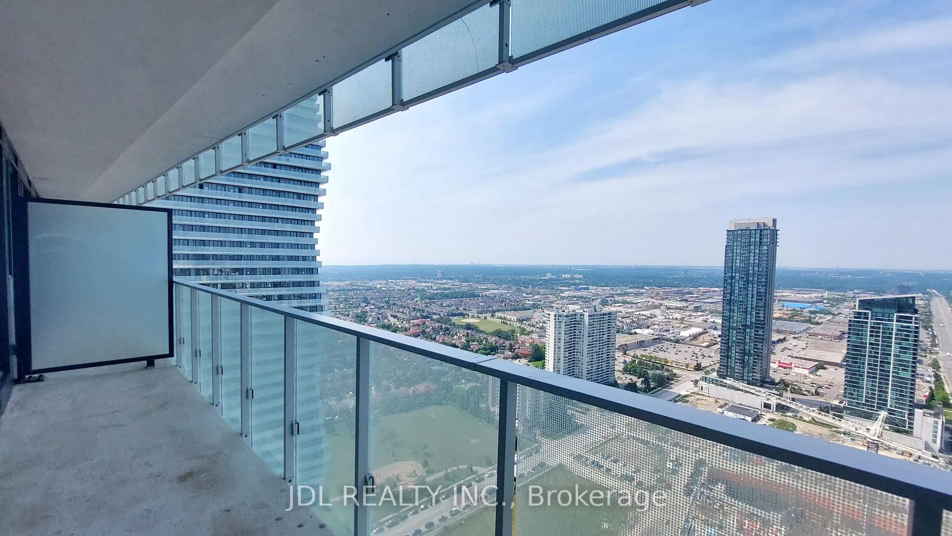 Photo 8 of Unit 3808, 3900 Confederation Parkway, Mississauga, City Centre — HOMEH