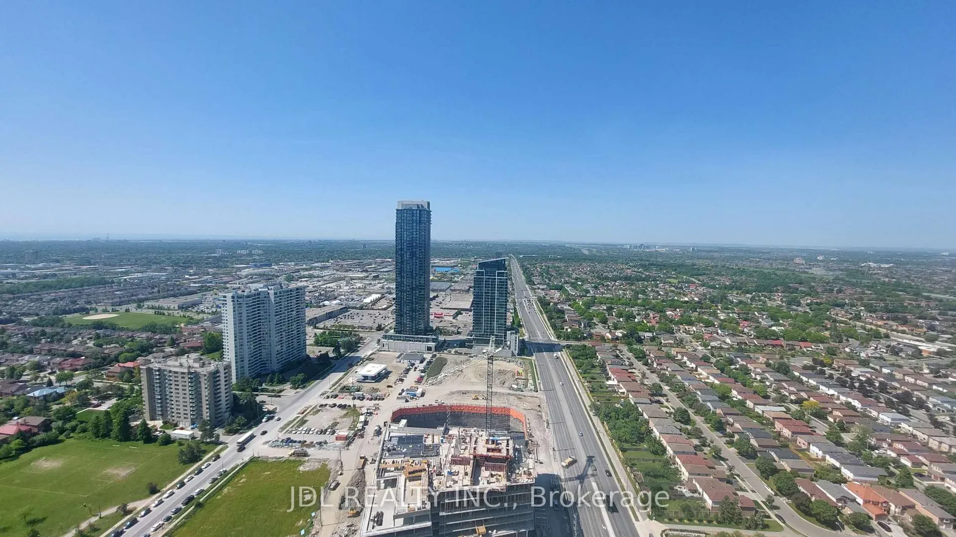 Photo 11 of Unit 3808, 3900 Confederation Parkway, Mississauga, City Centre — HOMEH
