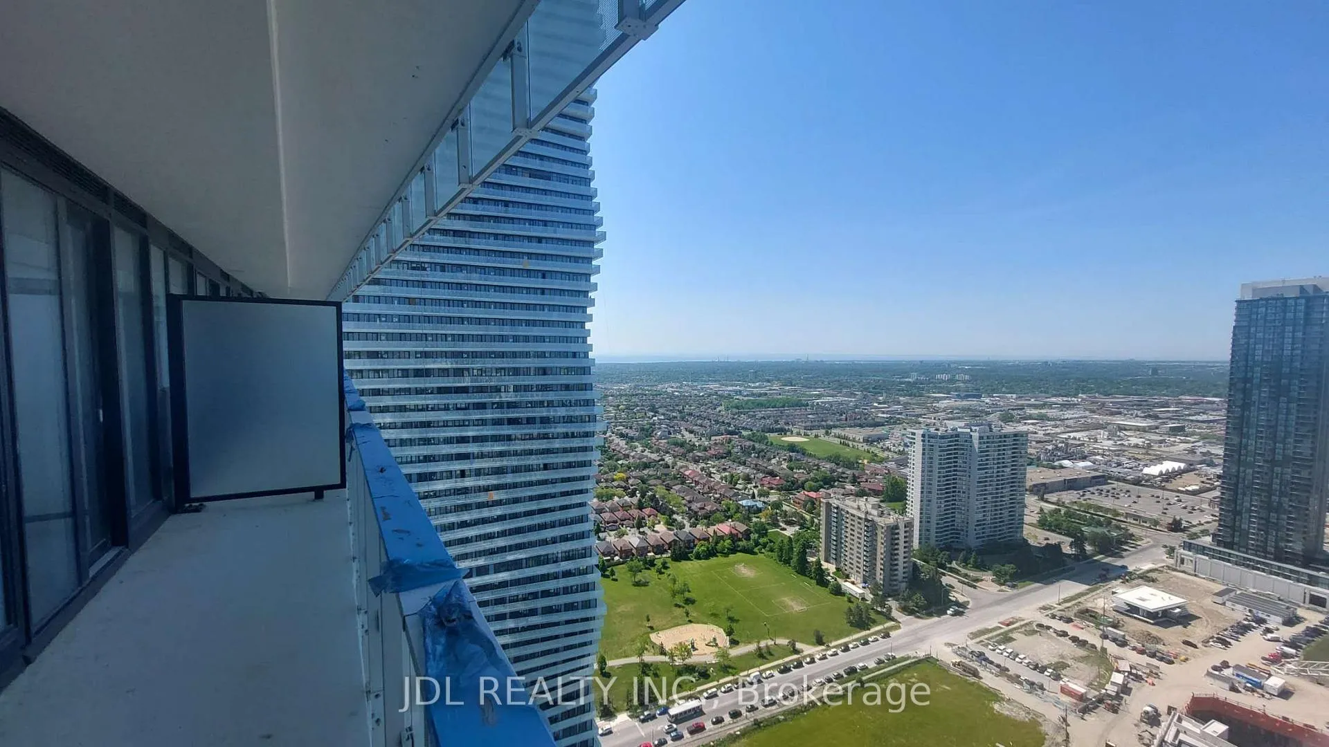 Photo 12 of Unit 3808, 3900 Confederation Parkway, Mississauga, City Centre — HOMEH