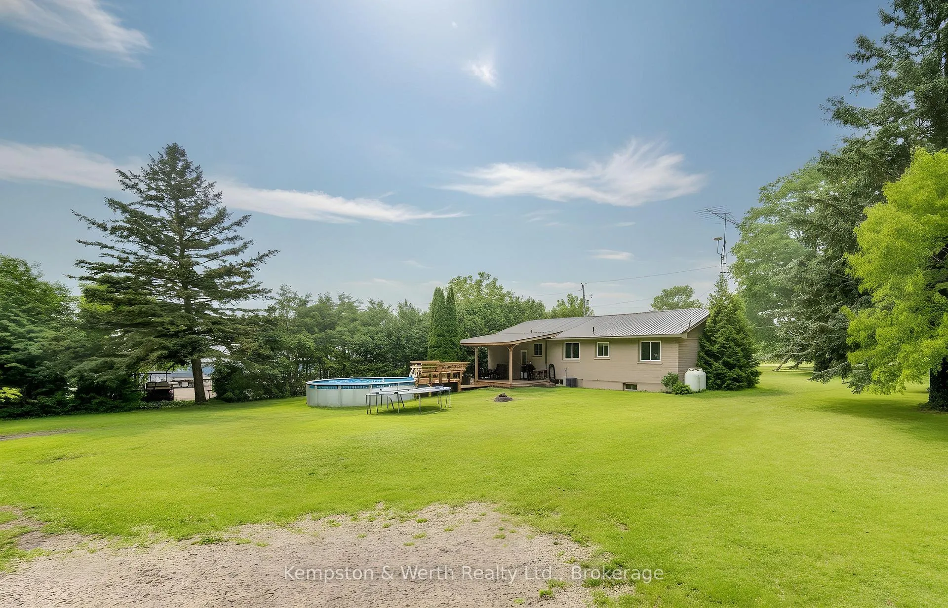 Photo 30 of 86716 Molesworth Line, Huron East, Grey — HOMEH
