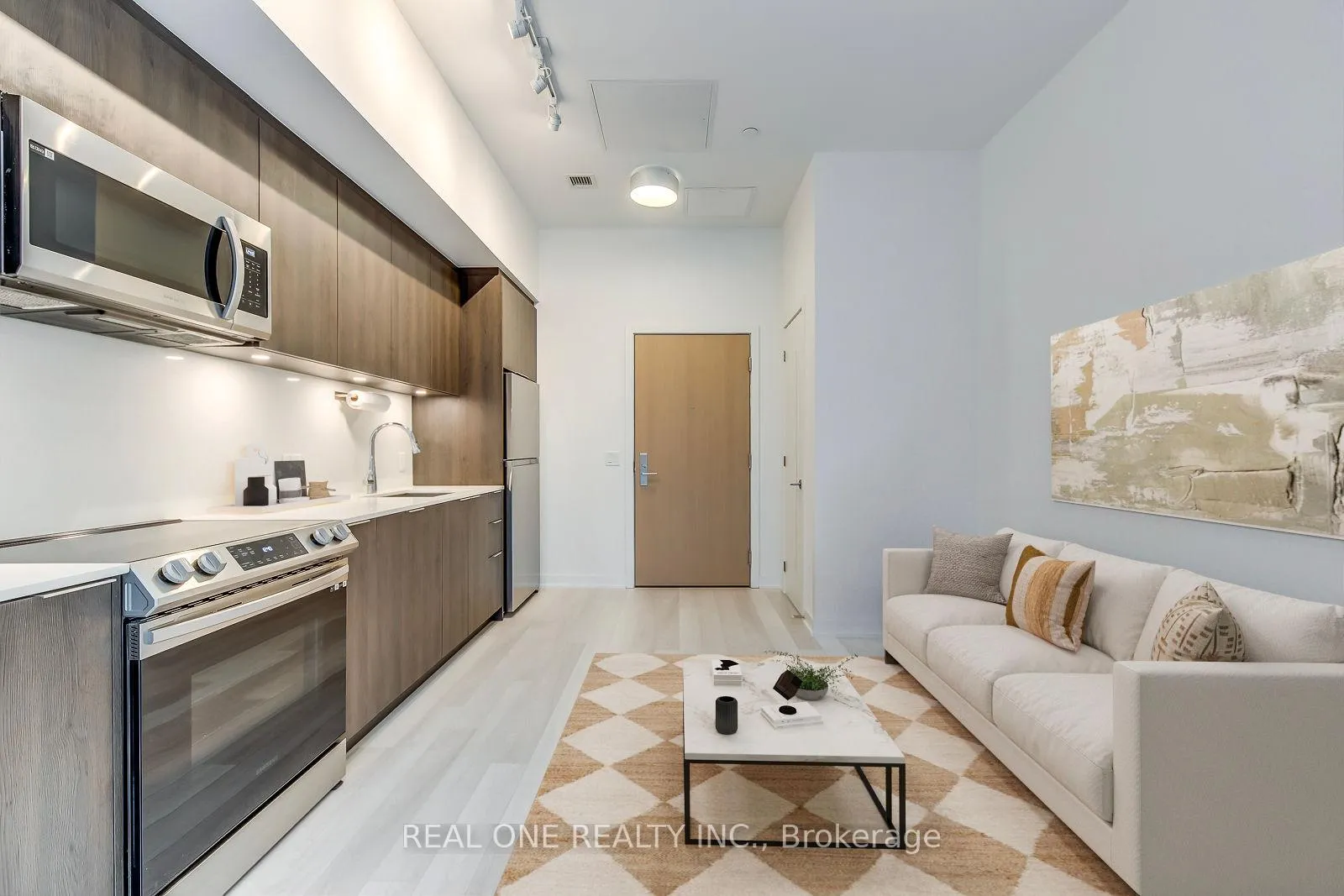 Photo 8 of Unit 201, 357 King Street W, Toronto, Waterfront Communities — HOMEH