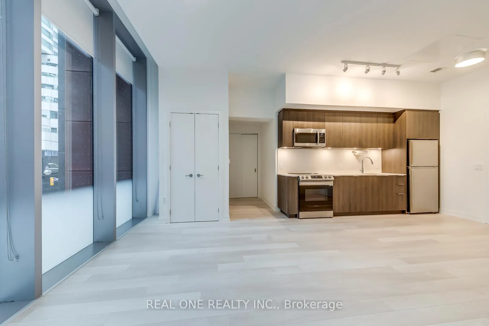 Photo 19 of Unit 201, 357 King Street W, Toronto, Waterfront Communities — HOMEH