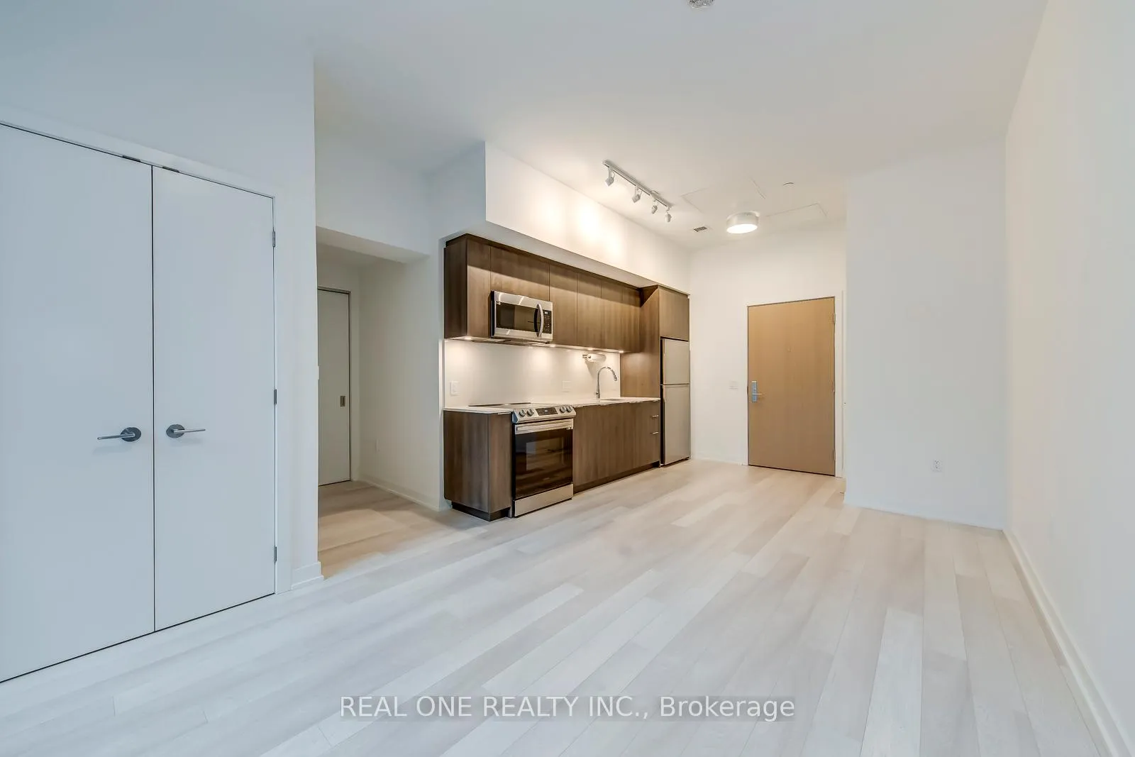 Photo 21 of Unit 201, 357 King Street W, Toronto, Waterfront Communities — HOMEH