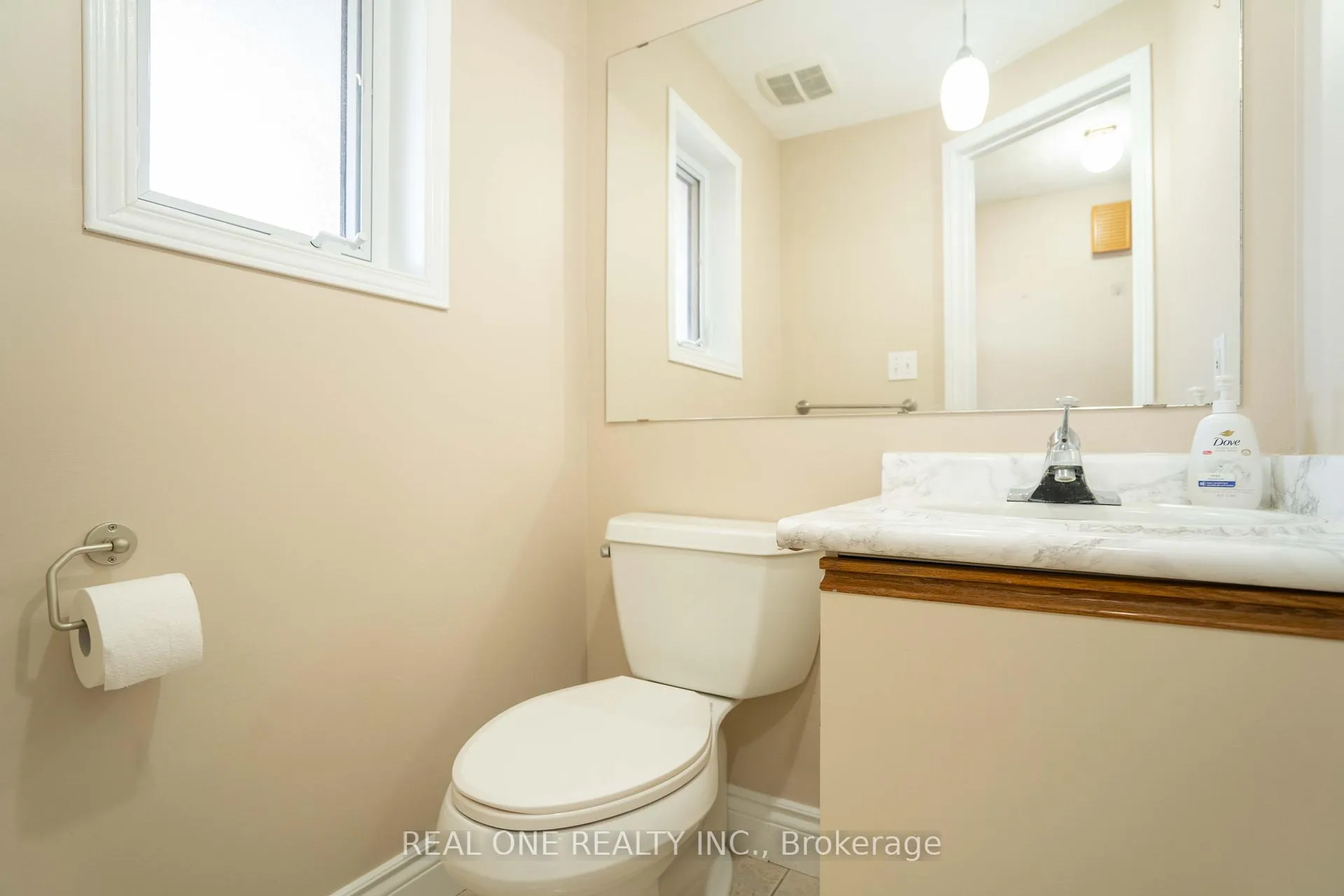 Photo 7 of 407 Downsview Place, Waterloo, Bridgeport — HOMEH