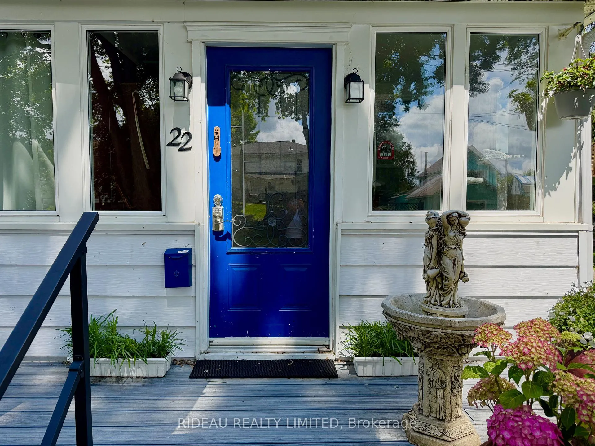Photo 2 of 22 Perth Street, Rideau Lakes, Rideau Lakes (Bastard) Twp — HOMEH