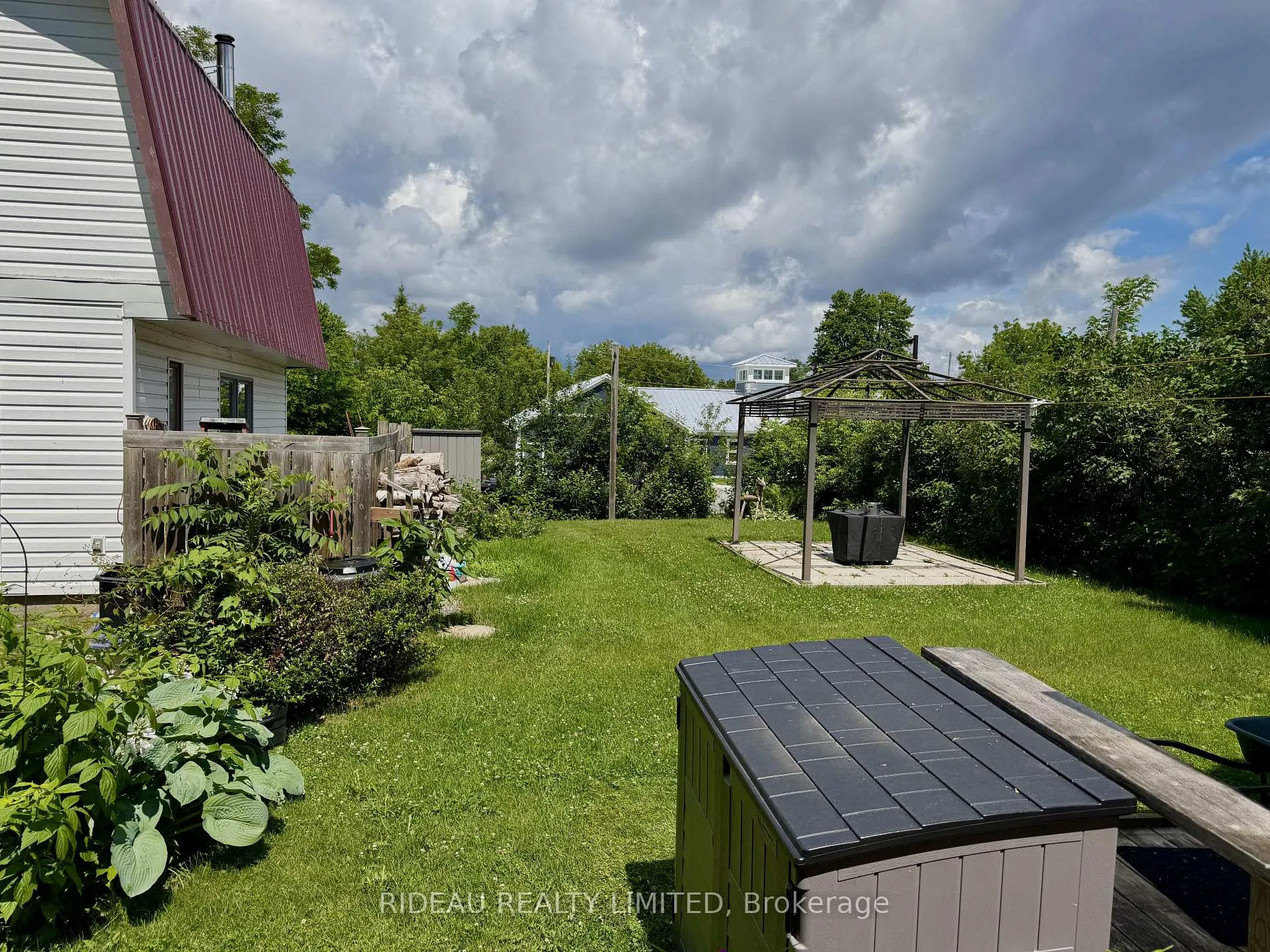 Photo 20 of 22 Perth Street, Rideau Lakes, Rideau Lakes (Bastard) Twp — HOMEH