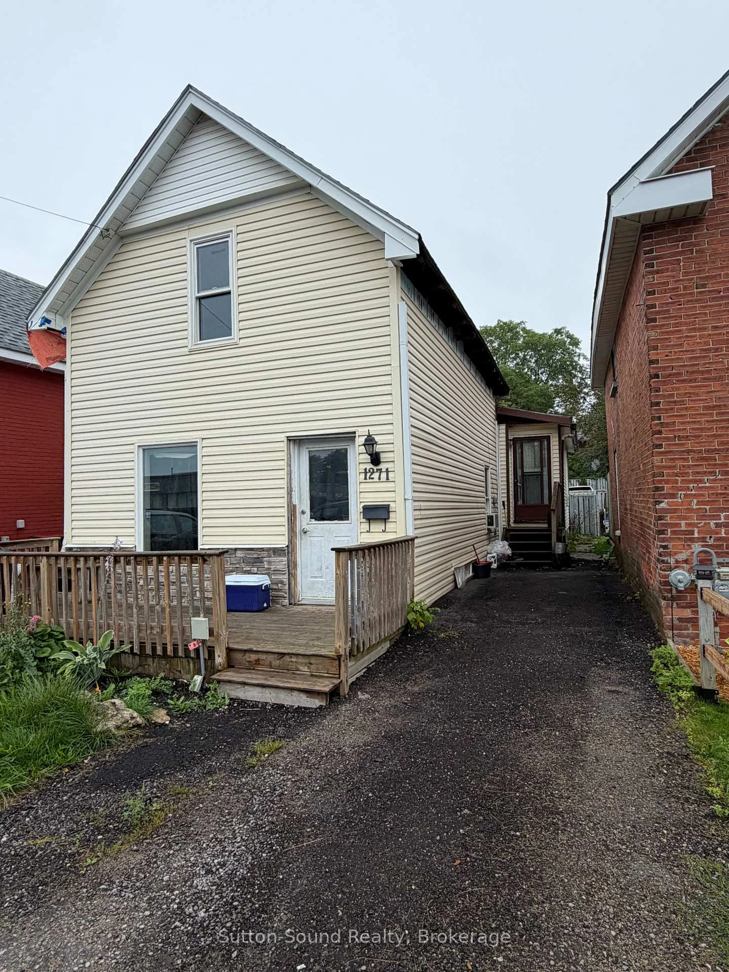 Photo 3 of 1271 2nd Avenue E, Owen Sound — HOMEH