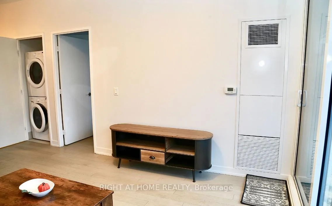 Photo 5 of Unit S431, 455 Front Street E, Toronto, Waterfront Communities — HOMEH