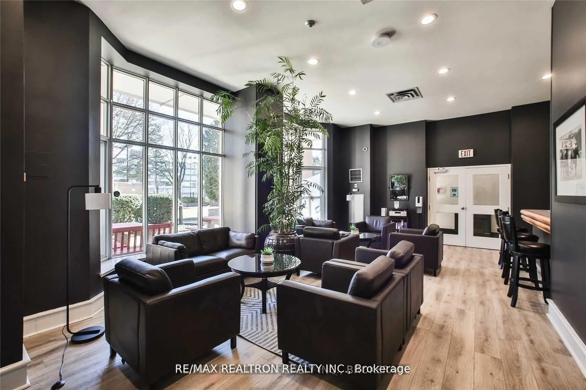 Photo 2 of Unit 1608, 21 Overlea Boulevard, Toronto, Thorncliffe Park — HOMEH