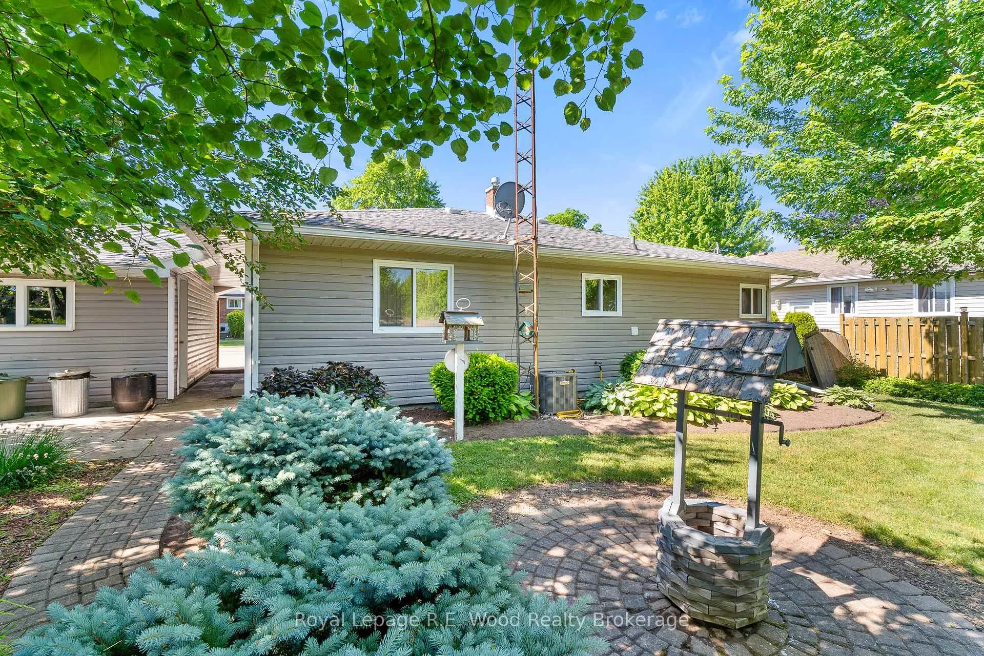 Photo 28 of 286 Walnut Street, Chatham-Kent, Dresden — HOMEH