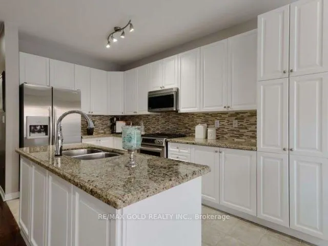 Photo 3 of 3219 Cabano Crescent, Mississauga, Churchill Meadows — HOMEH