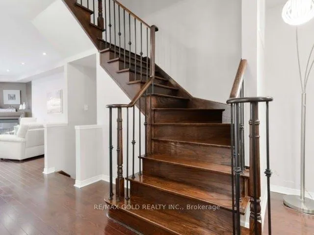 Photo 5 of 3219 Cabano Crescent, Mississauga, Churchill Meadows — HOMEH