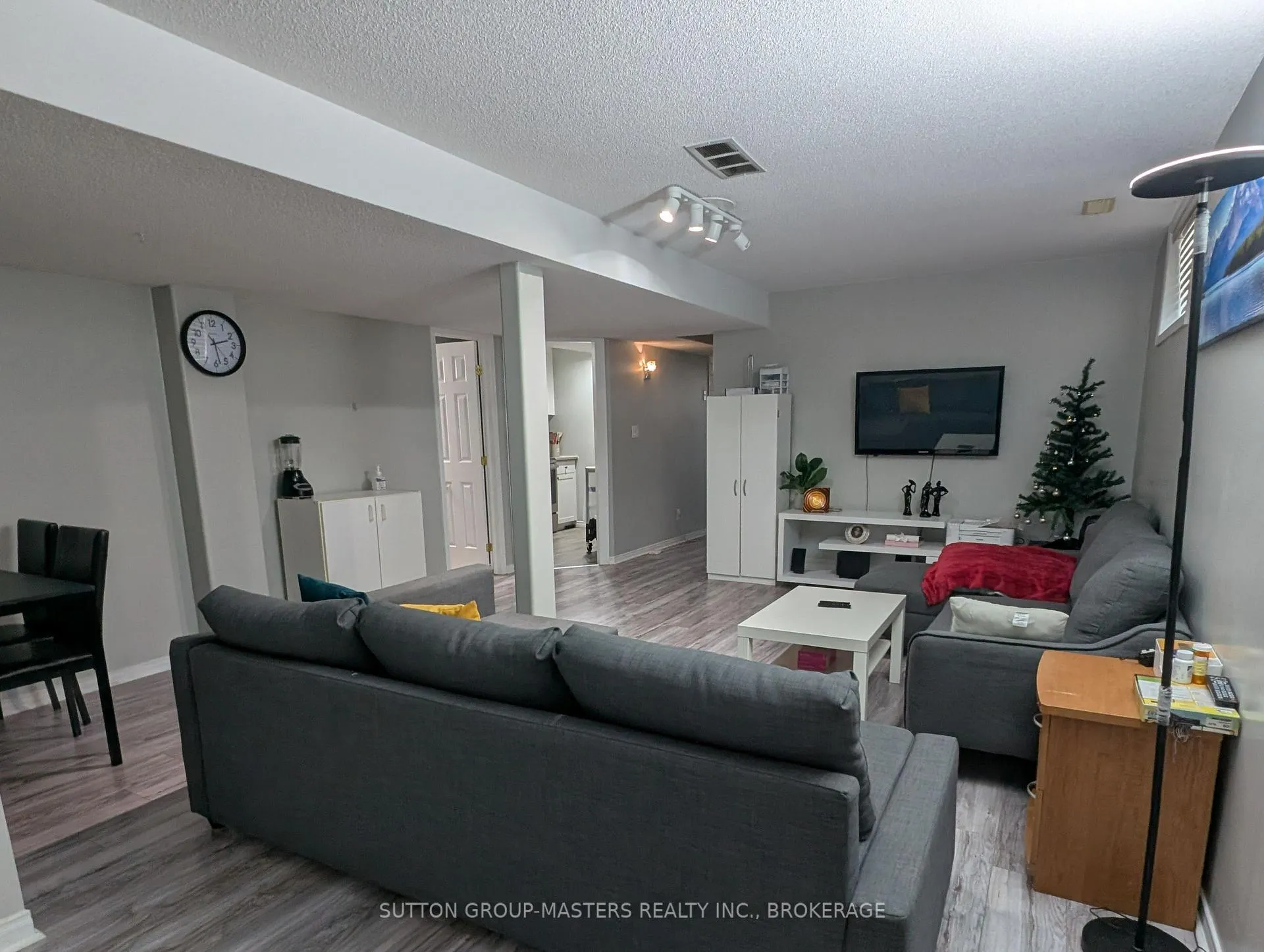 Photo 3 of 544 Freeman Crescent, Kingston, Kingston East (Incl Barret Crt) — HOMEH