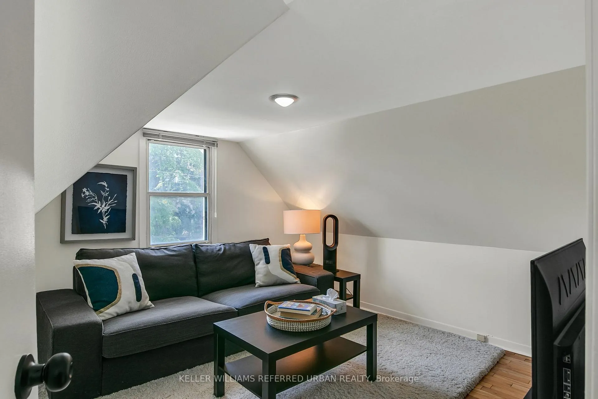 Photo 38 of 235 Bartlett Avenue, Toronto, Dovercourt-Wallace Emerson-Junction — HOMEH